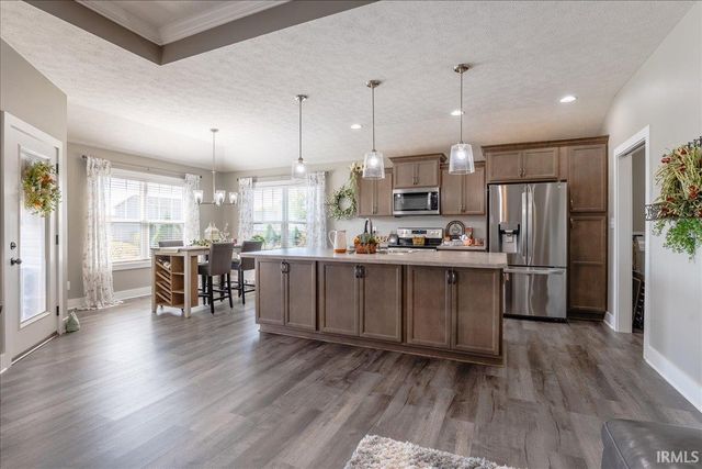 7521 Brinkley Court, Evansville, IN 47715