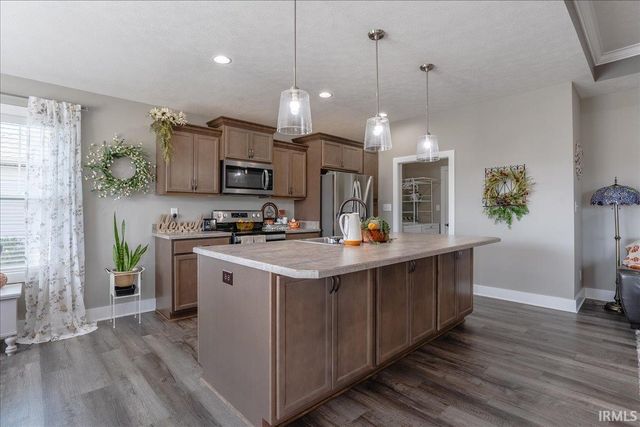 7521 Brinkley Court, Evansville, IN 47715