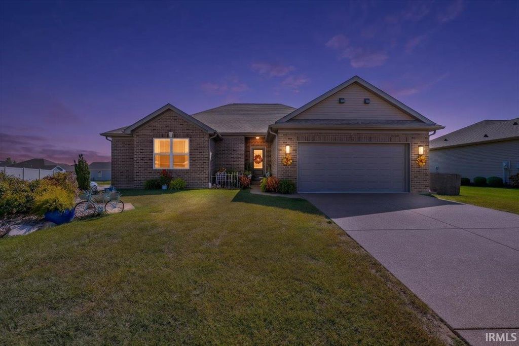 7521 Brinkley Court, Evansville, IN 47715