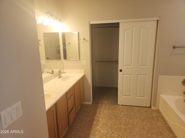 6512 W RANGE MULE Drive, Phoenix, AZ 85083