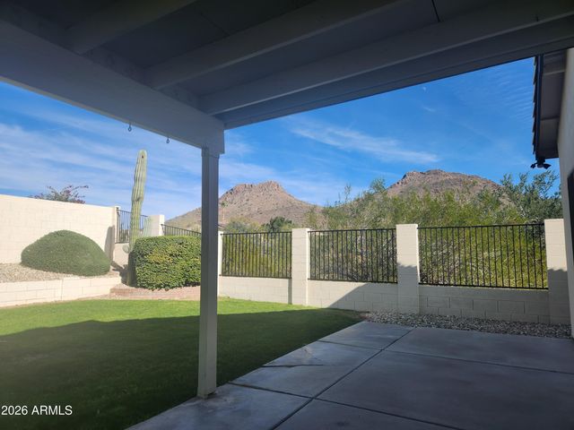 6512 W RANGE MULE Drive, Phoenix, AZ 85083