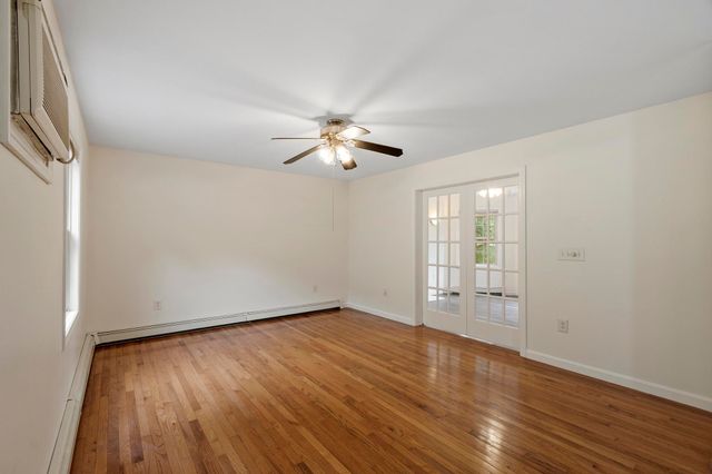 845 Bridge Street, Pelham, NH 03076