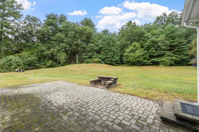 845 Bridge Street, Pelham, NH 03076