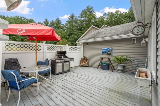 845 Bridge Street, Pelham, NH 03076