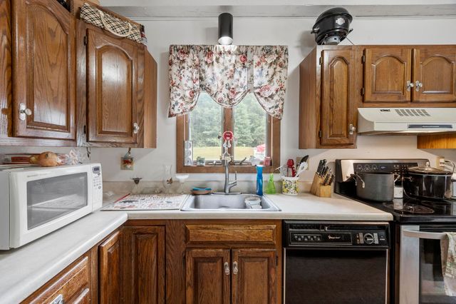 845 Bridge Street, Pelham, NH 03076
