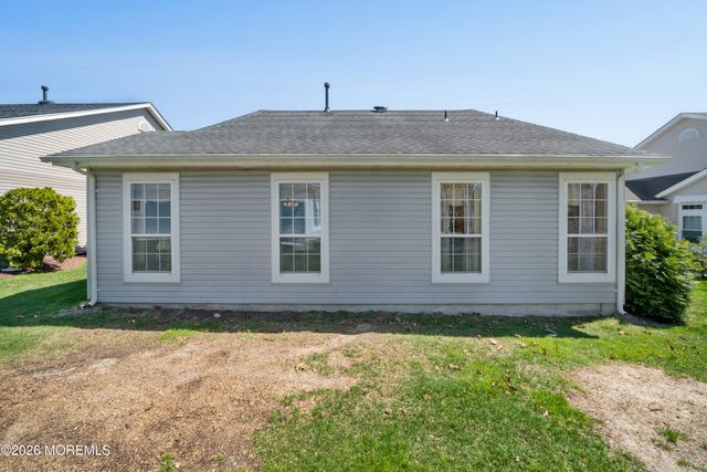 84 Chain Boulevard, Bayville, NJ 08721