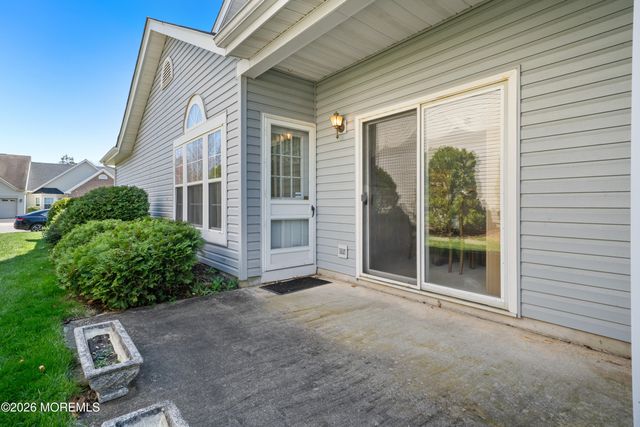 84 Chain Boulevard, Bayville, NJ 08721