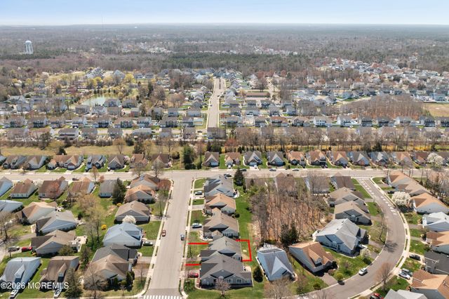 84 Chain Boulevard, Bayville, NJ 08721