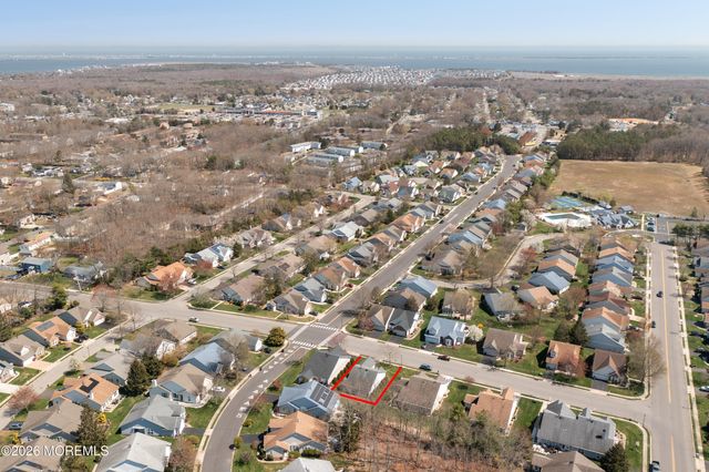 84 Chain Boulevard, Bayville, NJ 08721