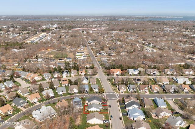 84 Chain Boulevard, Bayville, NJ 08721