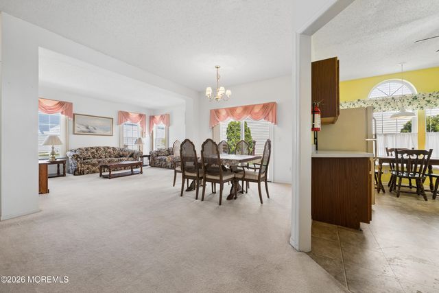 84 Chain Boulevard, Bayville, NJ 08721