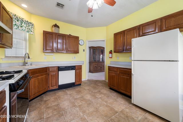 84 Chain Boulevard, Bayville, NJ 08721