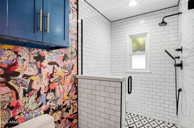 2939 N MANOR Drive W, Phoenix, AZ 85014