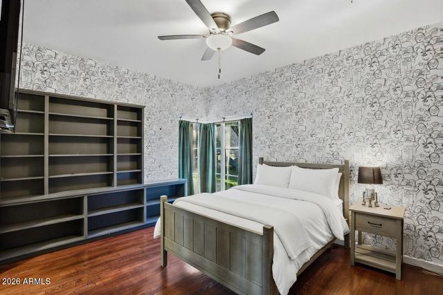 2939 N MANOR Drive W, Phoenix, AZ 85014