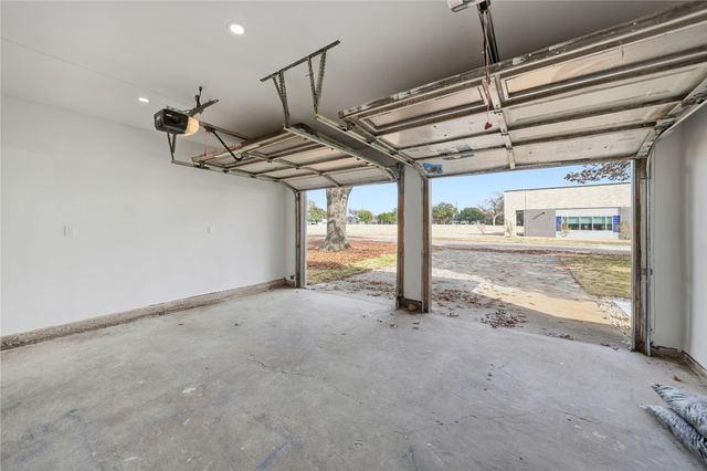 11743 Neering Drive, Dallas, TX 75218