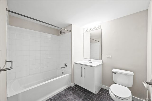 66 Main Street 824, Yonkers, NY 10701