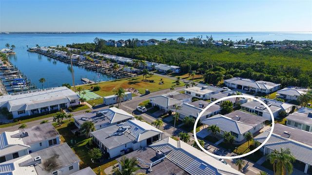 738 EL CENTRO, Longboat Key, FL 34228