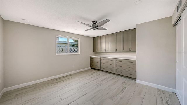 738 EL CENTRO, Longboat Key, FL 34228