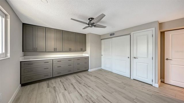 738 EL CENTRO, Longboat Key, FL 34228