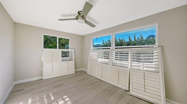 738 EL CENTRO, Longboat Key, FL 34228