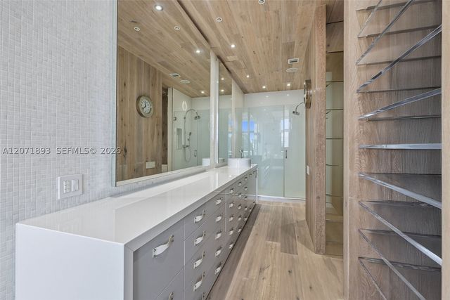 2001 Meridian Ave 518, Miami Beach, FL 33139
