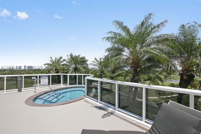 2001 Meridian Ave 518, Miami Beach, FL 33139