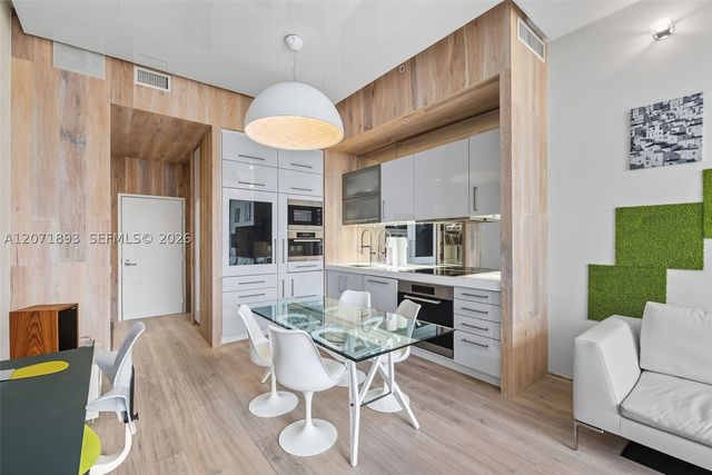 2001 Meridian Ave 518, Miami Beach, FL 33139