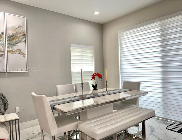 2851 W Prospect Road 704, Tamarac, FL 33309