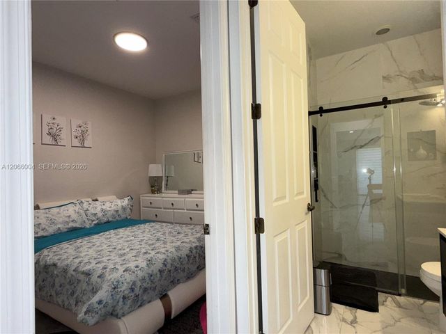 2851 W Prospect Road 704, Tamarac, FL 33309