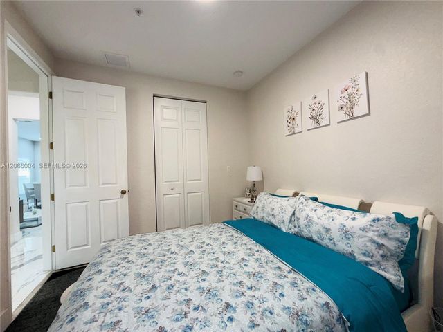 2851 W Prospect Road 704, Tamarac, FL 33309