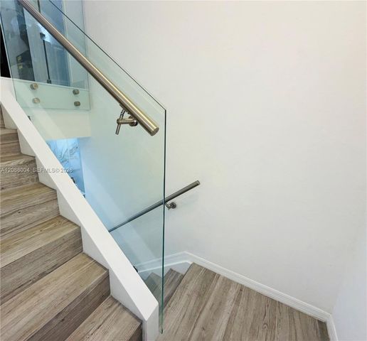 2851 W Prospect Road 704, Tamarac, FL 33309