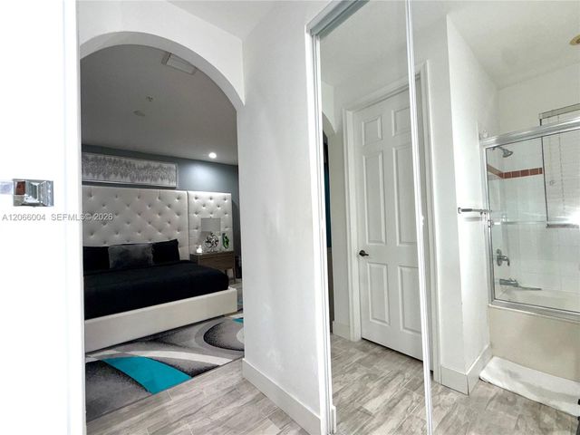 2851 W Prospect Road 704, Tamarac, FL 33309