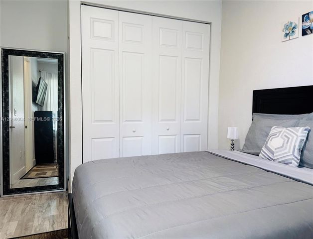 2851 W Prospect Road 704, Tamarac, FL 33309