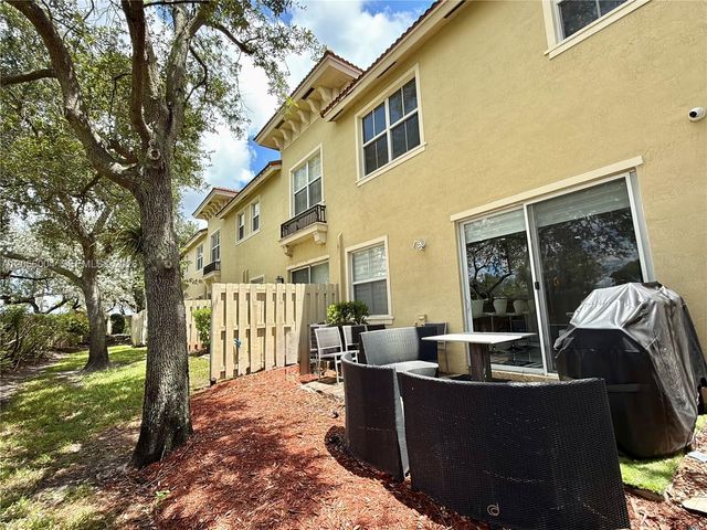 2851 W Prospect Road 704, Tamarac, FL 33309