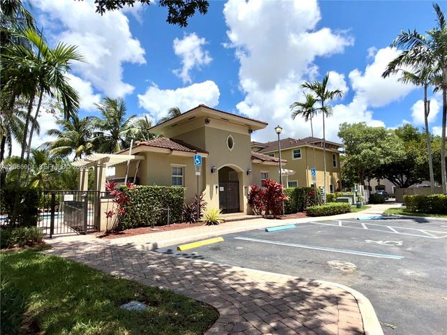 2851 W Prospect Road 704, Tamarac, FL 33309