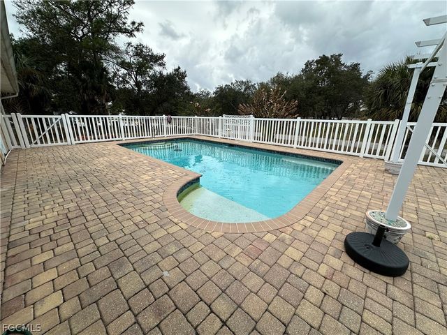 6840 Cadet AVE, Fort Myers, FL 33905