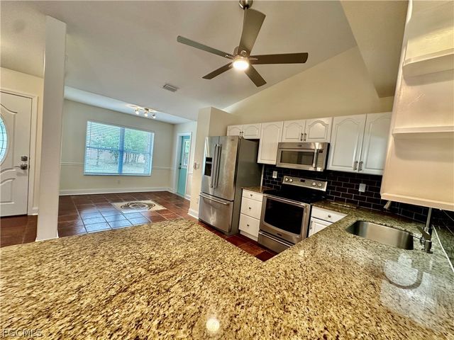 6840 Cadet AVE, Fort Myers, FL 33905