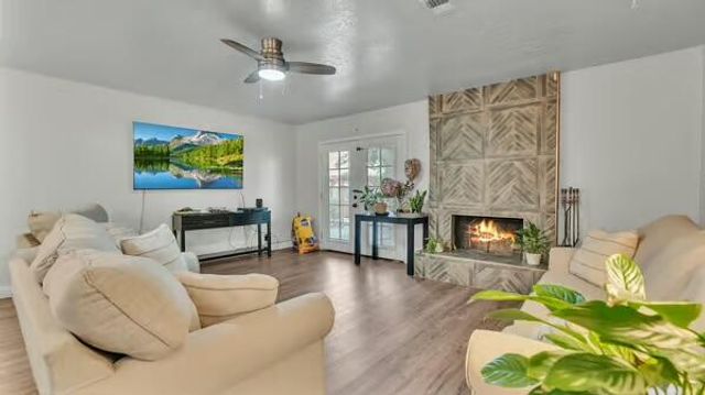 5404 TERRITORIAL Road NW, Albuquerque, NM 87120