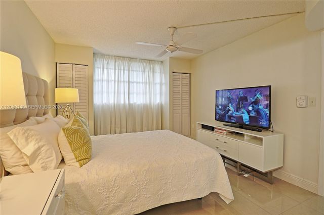 1100 Colony Point Circle 419, Pembroke Pines, FL 33026