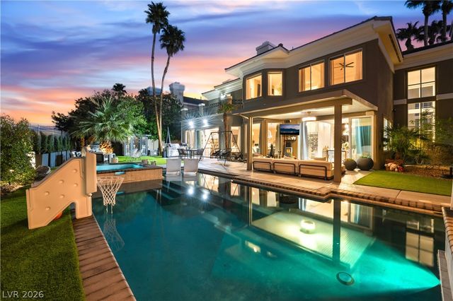 9040 Thornbury Lane, Las Vegas, NV 89134