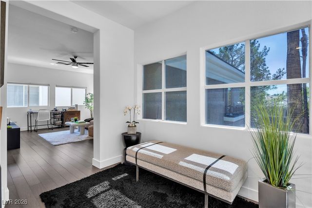 9040 Thornbury Lane, Las Vegas, NV 89134