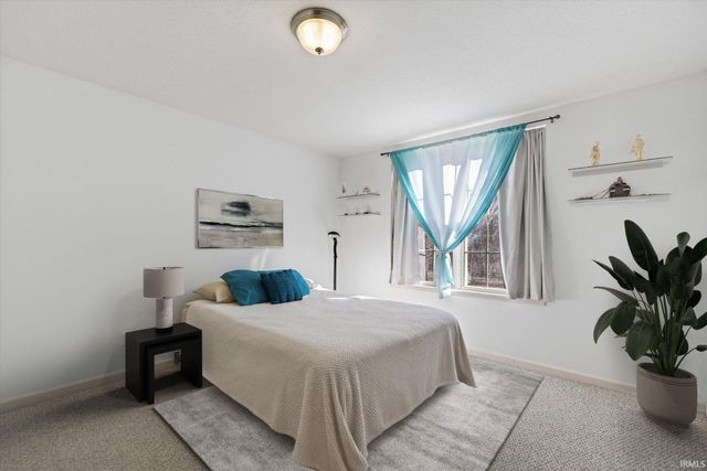 6035 E Nehrt Road, Bloomington, IN 47408