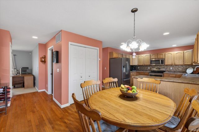 6035 E Nehrt Road, Bloomington, IN 47408