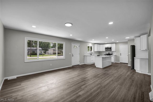 1190 East Boulevard, Aurora, OH 44202