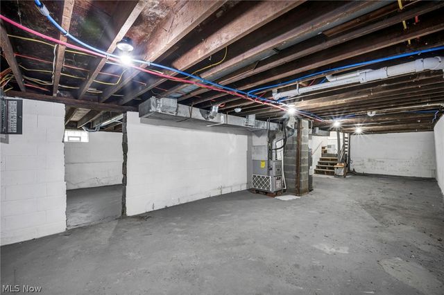 1190 East Boulevard, Aurora, OH 44202