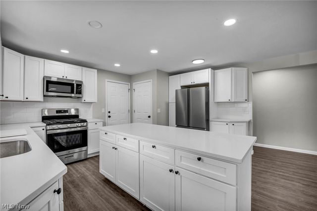 1190 East Boulevard, Aurora, OH 44202