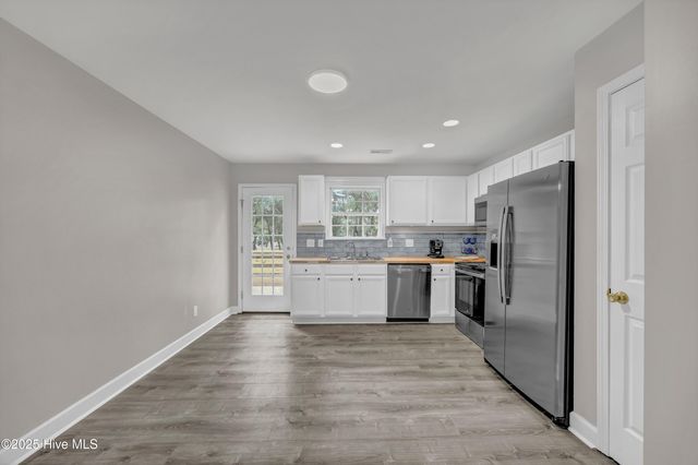 2571 Bellamy Drive SW, Supply, NC 28462