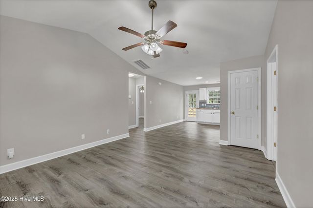 2571 Bellamy Drive SW, Supply, NC 28462