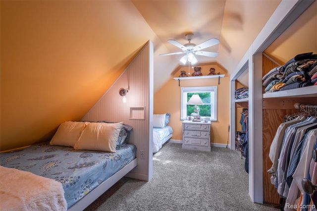 208 W Rockwell Street, Fenton, MI 48430