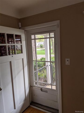 1506 Etowah Avenue, Royal Oak, MI 48067